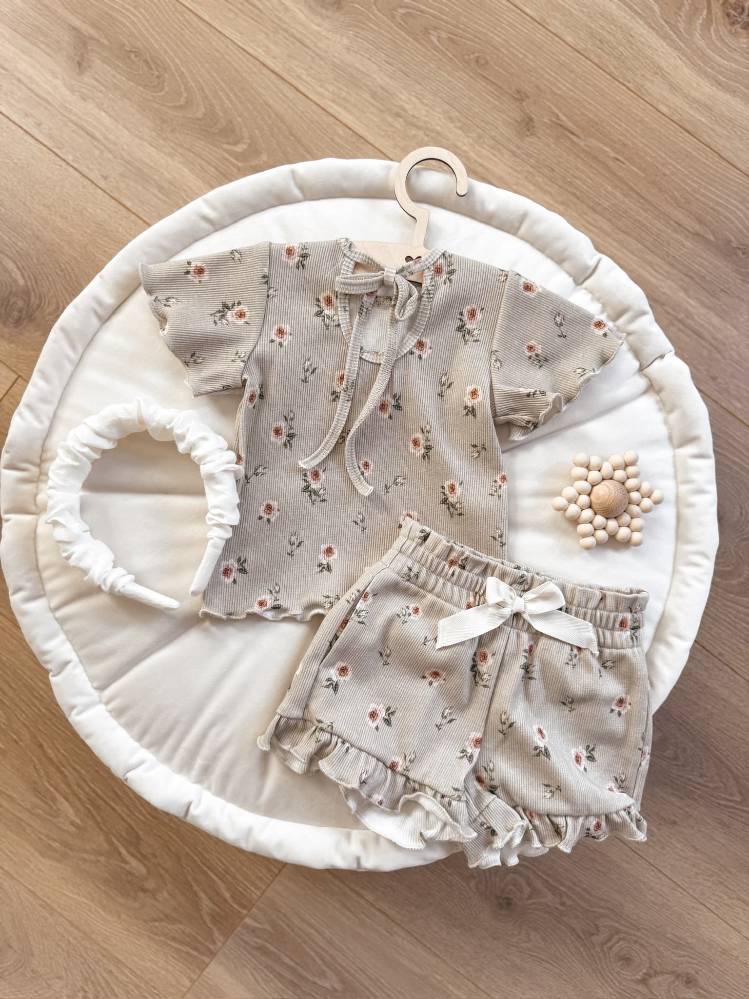 Komplet letni ROSES sand