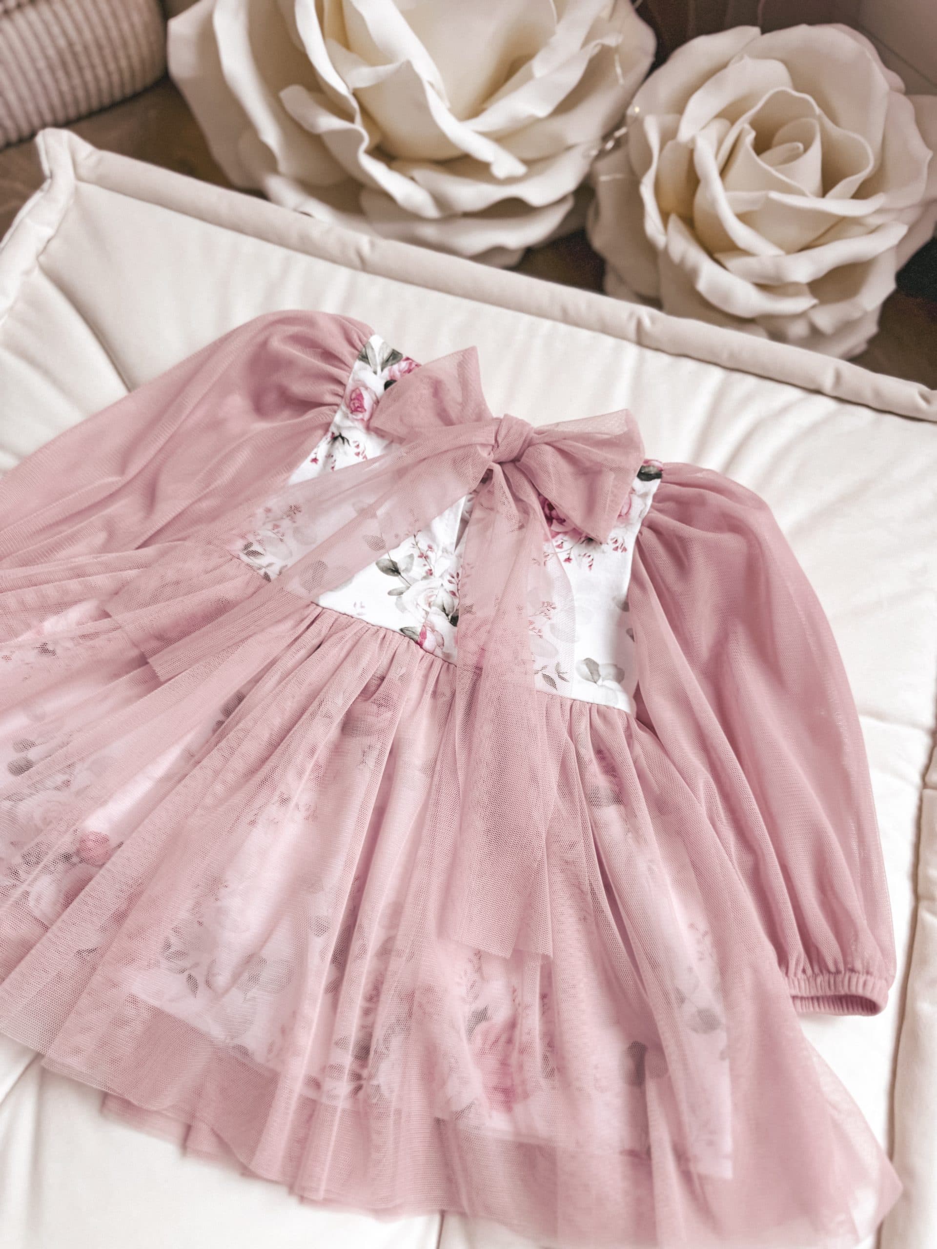 Sukienka rose roses tiulowa