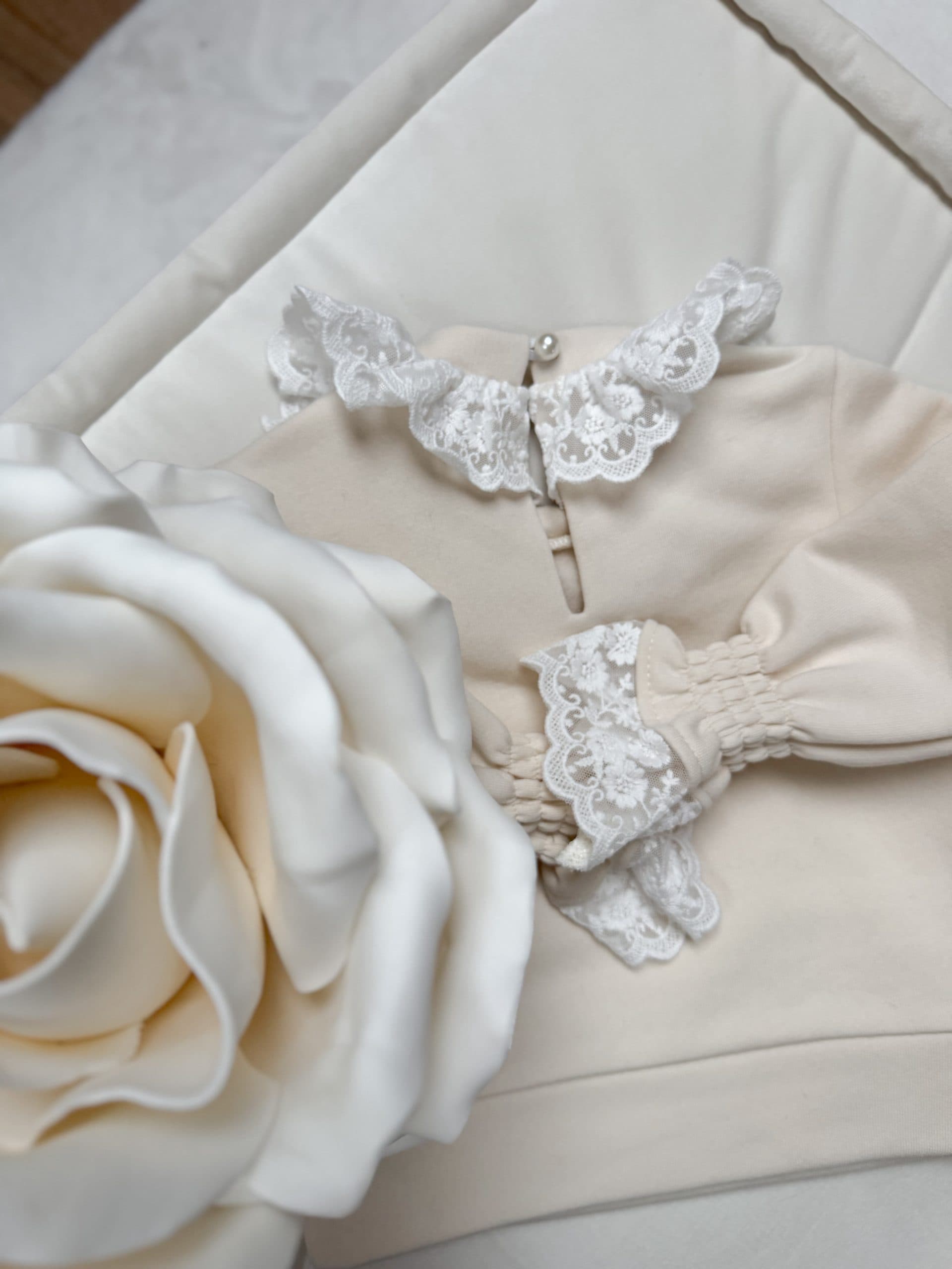 Elegancki ciepły komplet z miękkim meszkiem od środka Cream